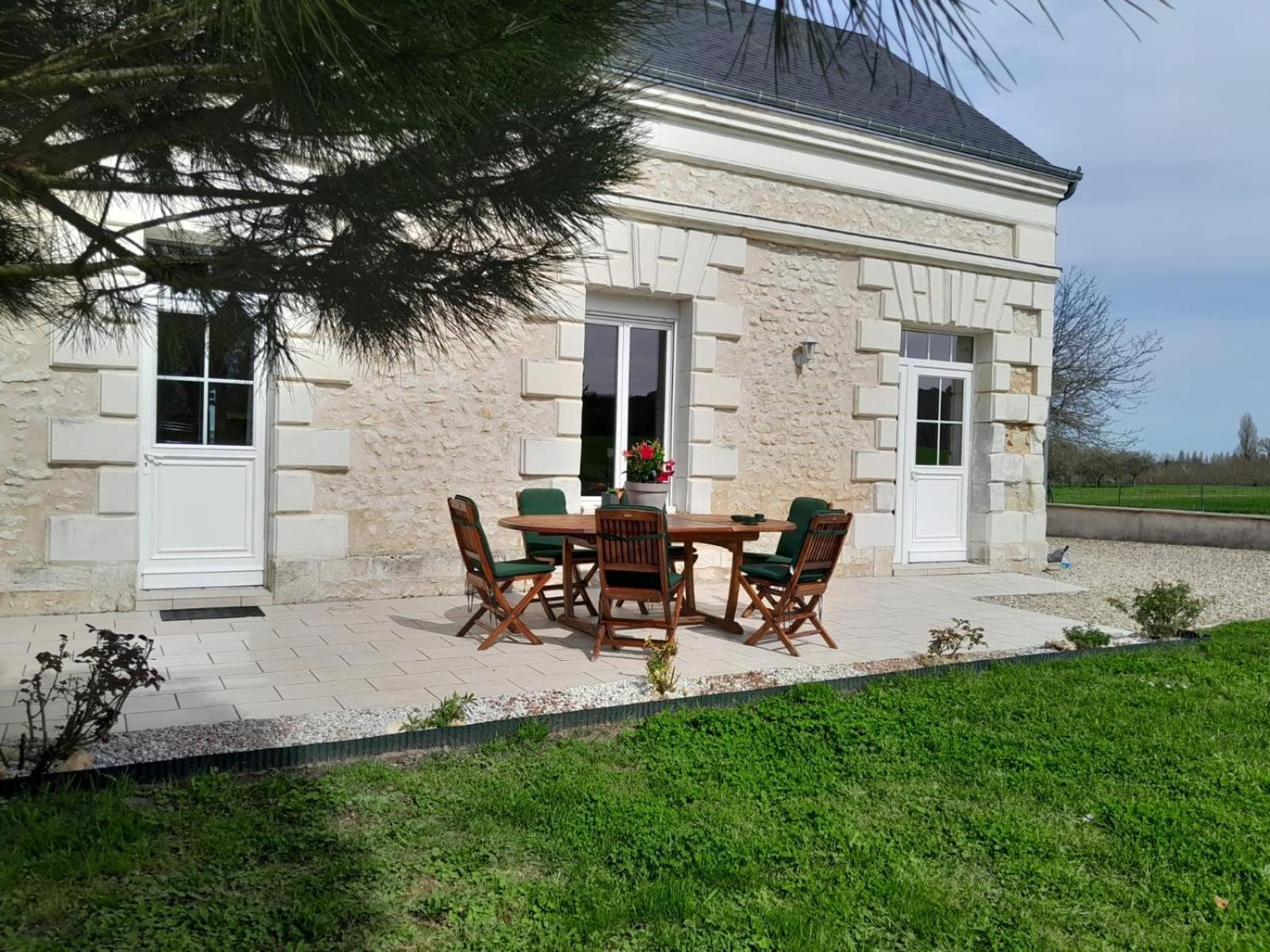 Gite Les Eglantines Civray-de-Touraine Bagian luar foto